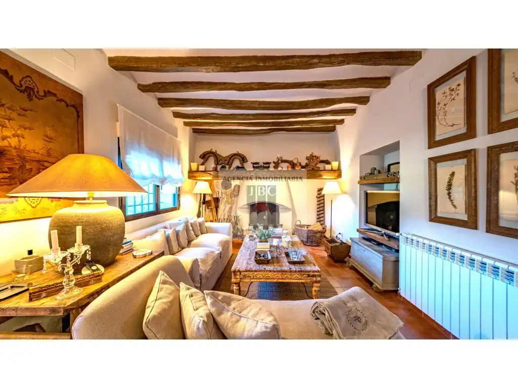 Sala d'estar de Finca rústica en venda en Alcoy / Alcoi amb Jardí privat, Traster i Piscina