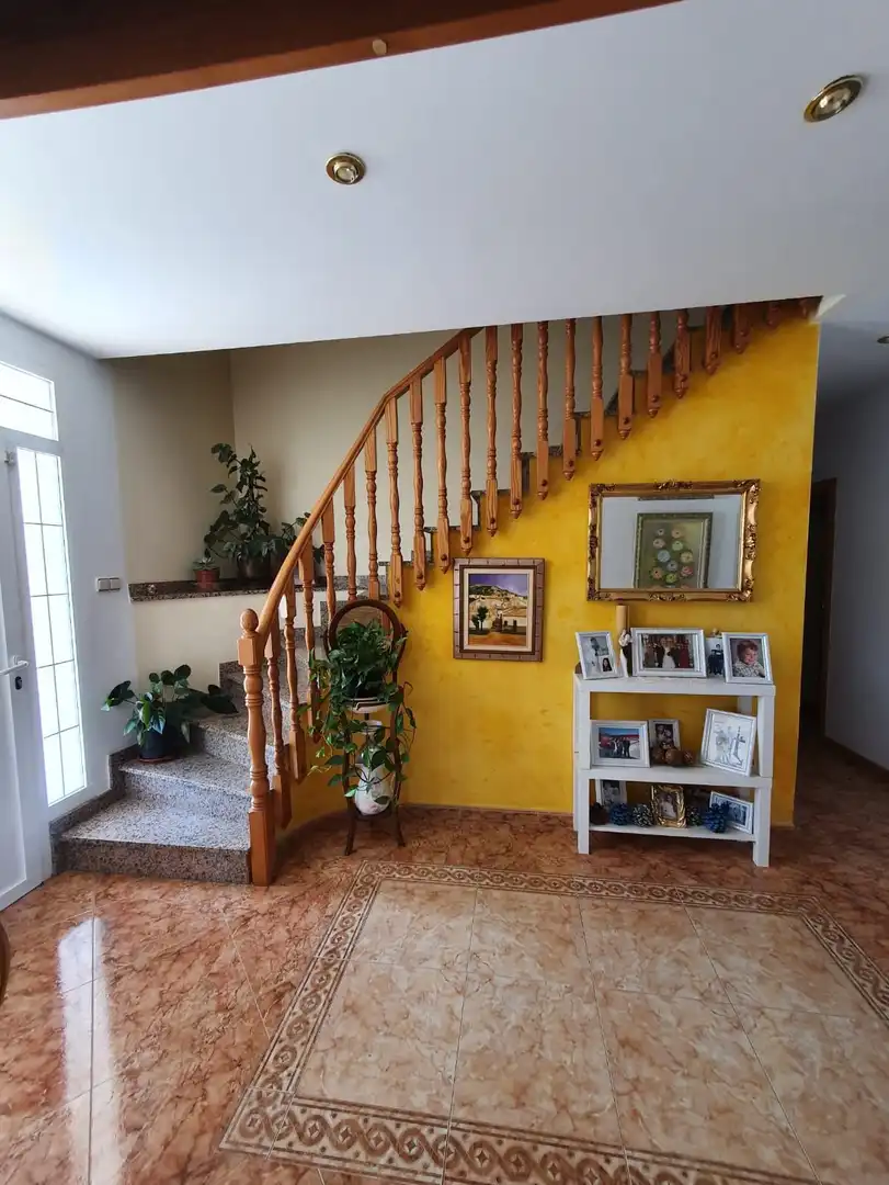 Casa con terrazza in vendita a Avenida de Almería 23, imagen 4