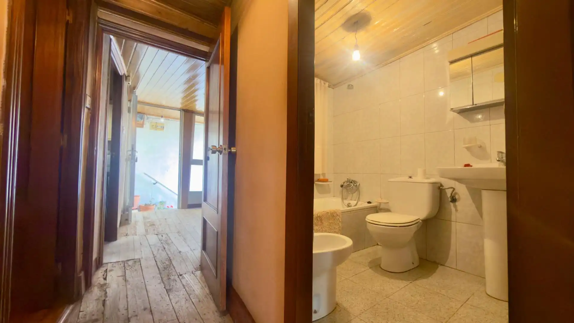 Badezimmer von Haus oder Chalet zum Verkauf in Cartelle mit Möbliert