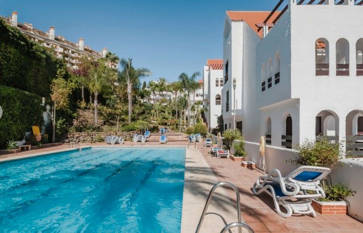 Exterior view of Flat for sale in Marbella  with Air Conditioner, Heating and Private garden