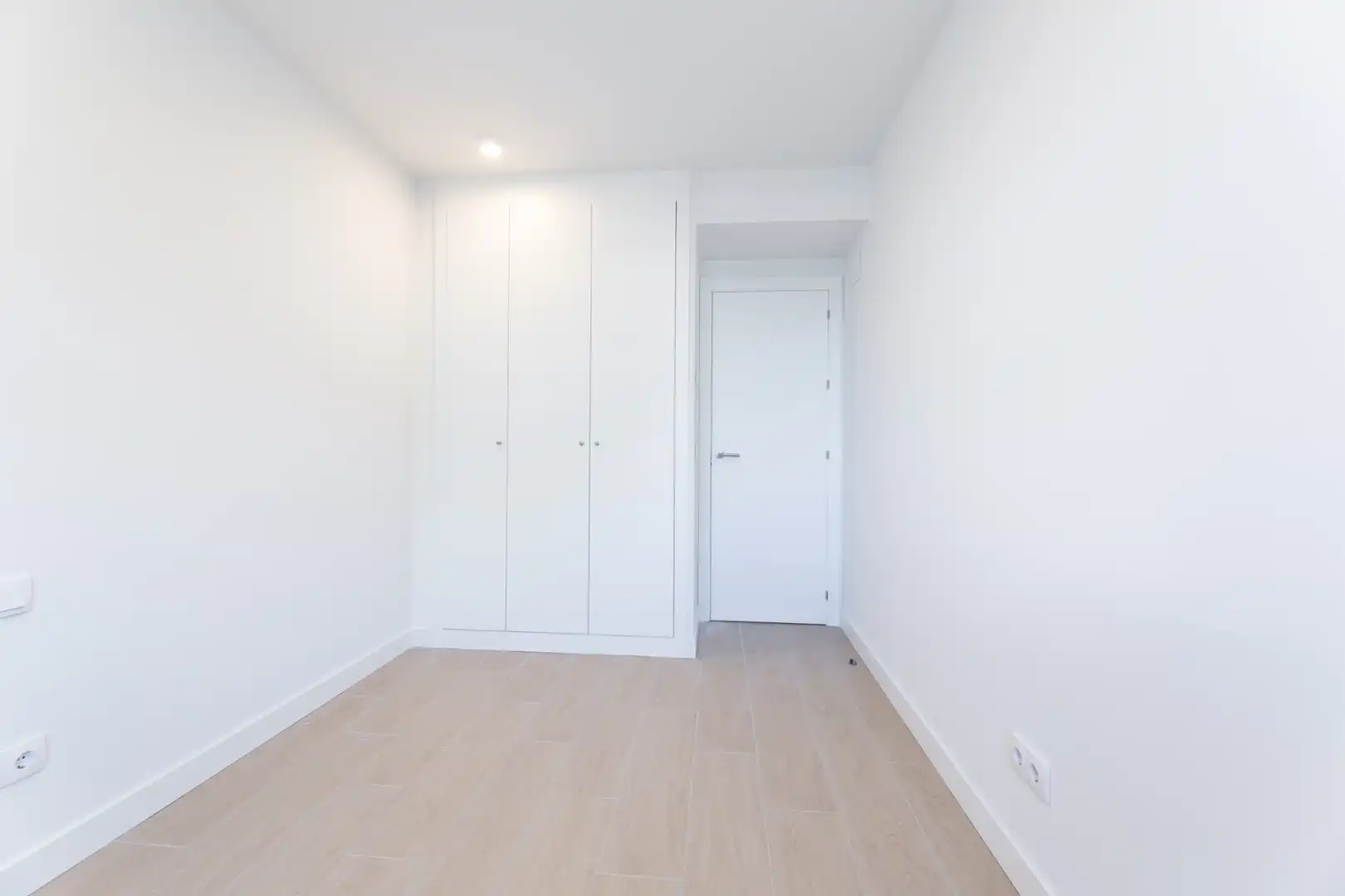 Flat for sale in Alcalá de Henares  with Air Conditioner, Private garden and Terrace