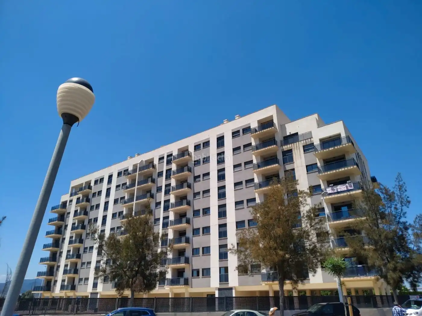 Apartamento con piscina en alquiler en Avinguda de la Generalitat 12