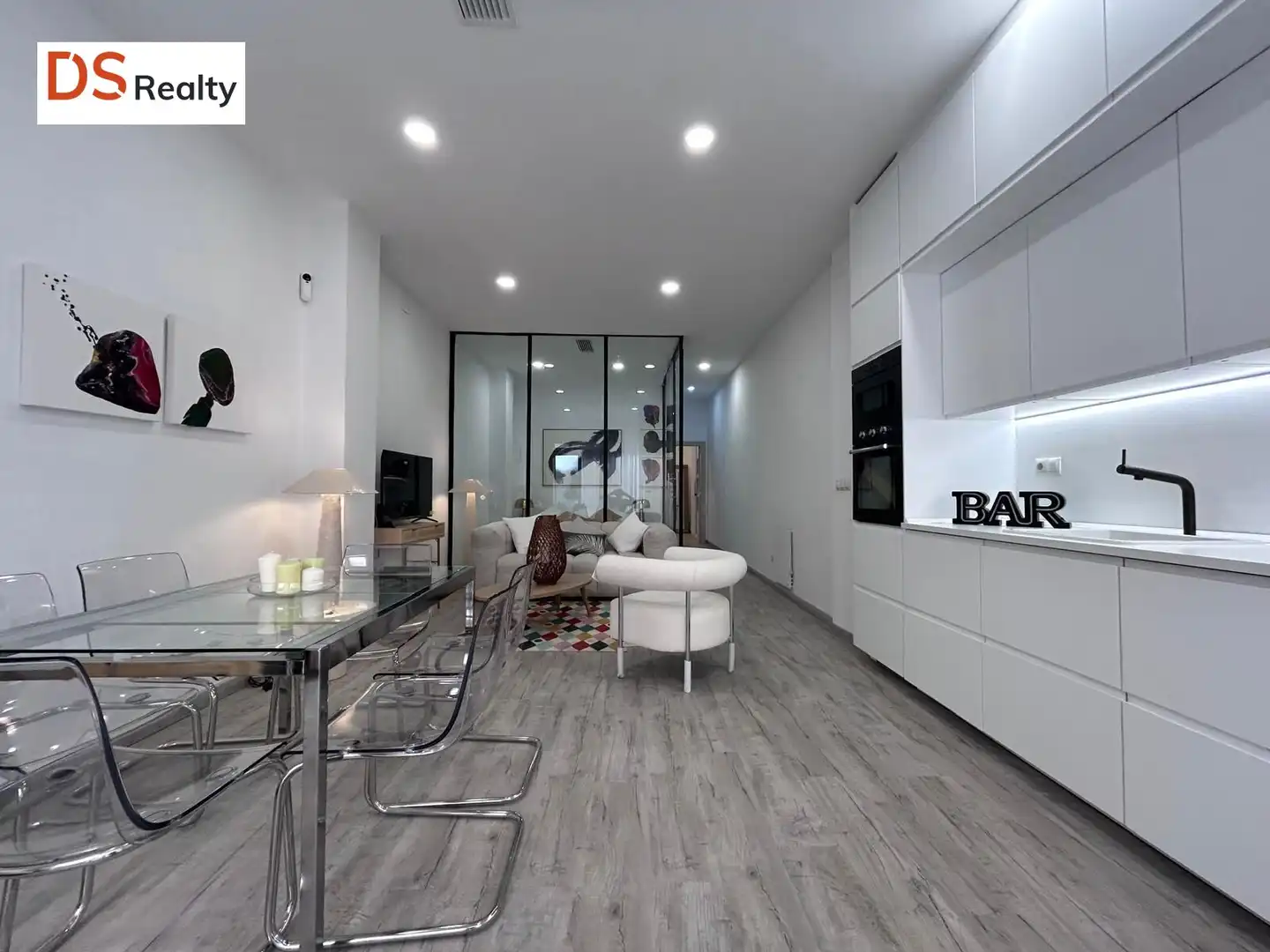 Ground floor with lift for sale in Calle ARTISTAS, imagen 19