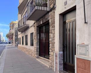 Vista exterior de Apartament en venda en Oliva amb Aire condicionat, Terrassa i Balcó