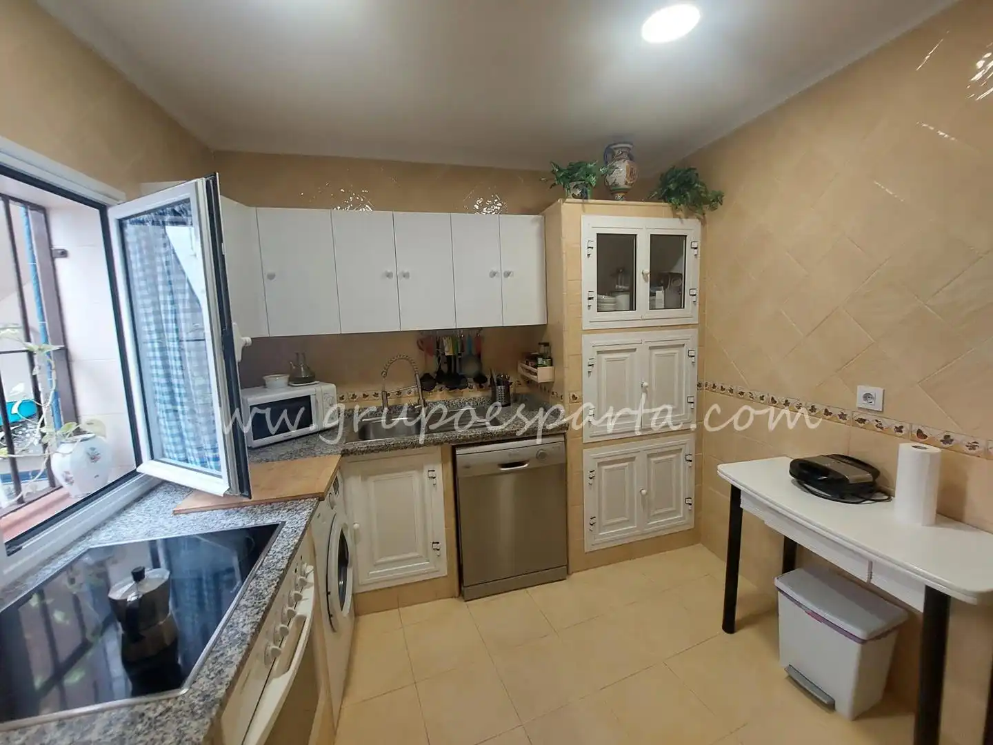Cocina de Casa adosada en venta en Olivares con Aire acondicionado, Terraza y Amueblado