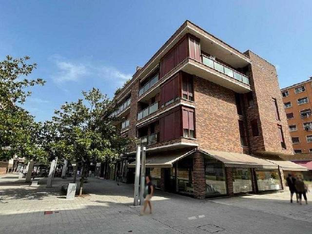 Garaje en Venta en Amorebieta-Etxano