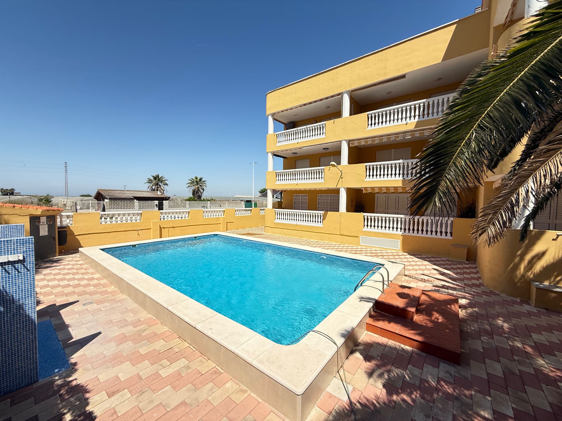 Piscina de Apartament en venda en Sueca amb Aire condicionat, Terrassa i Piscina