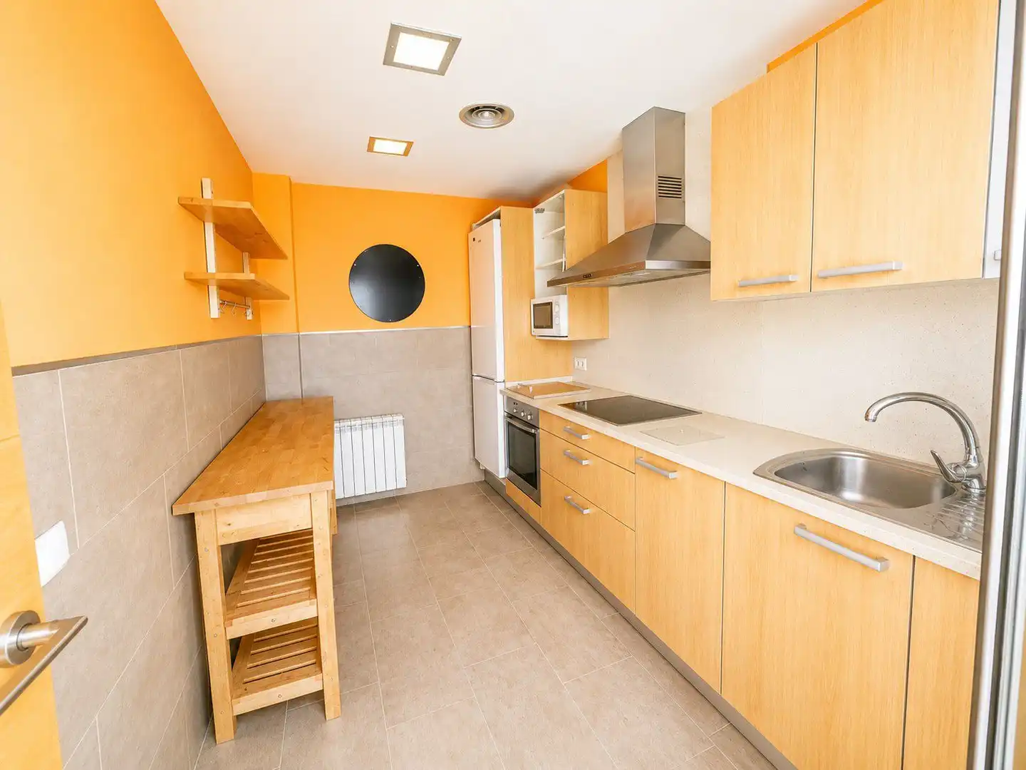 Kitchen of Flat for sale in El Vendrell  with Air Conditioner, Heating and Terrace