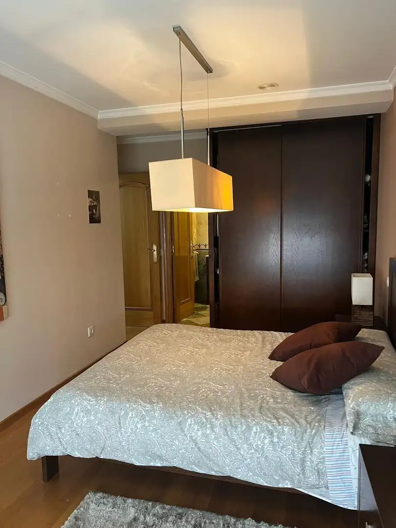 Schlafzimmer von Wohnungen zur Miete in Noia mit Heizung, Möbliert und Balkon