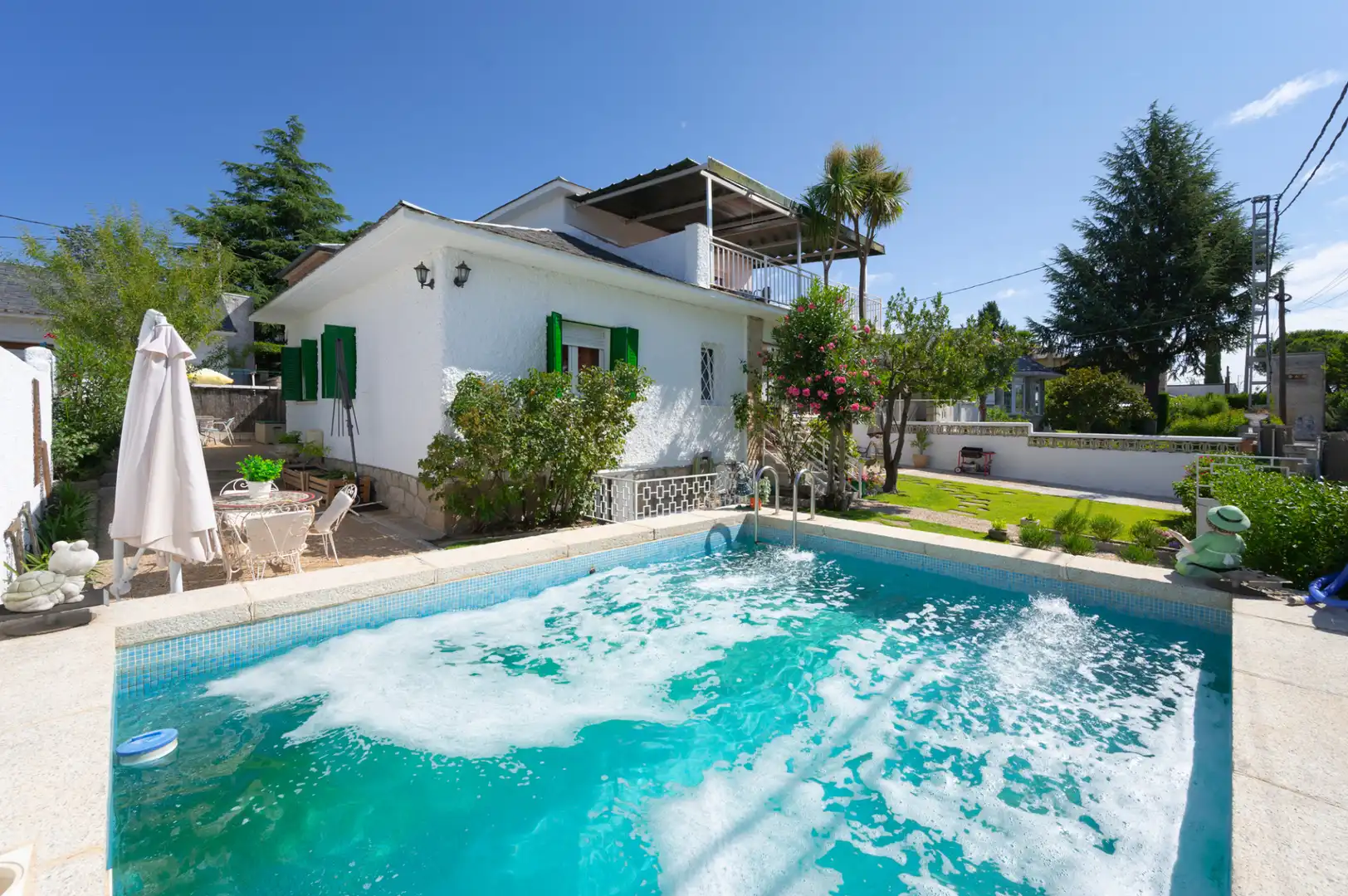 Swimming pool of Houses for sale in Colmenar Viejo  with Heating, Private garden and Parquet flooring
