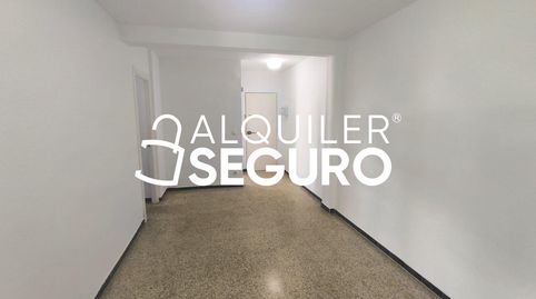 Foto 2 von Wohnung zur Miete in De Los Gavilanes , El Cerro, Sevilla Capital