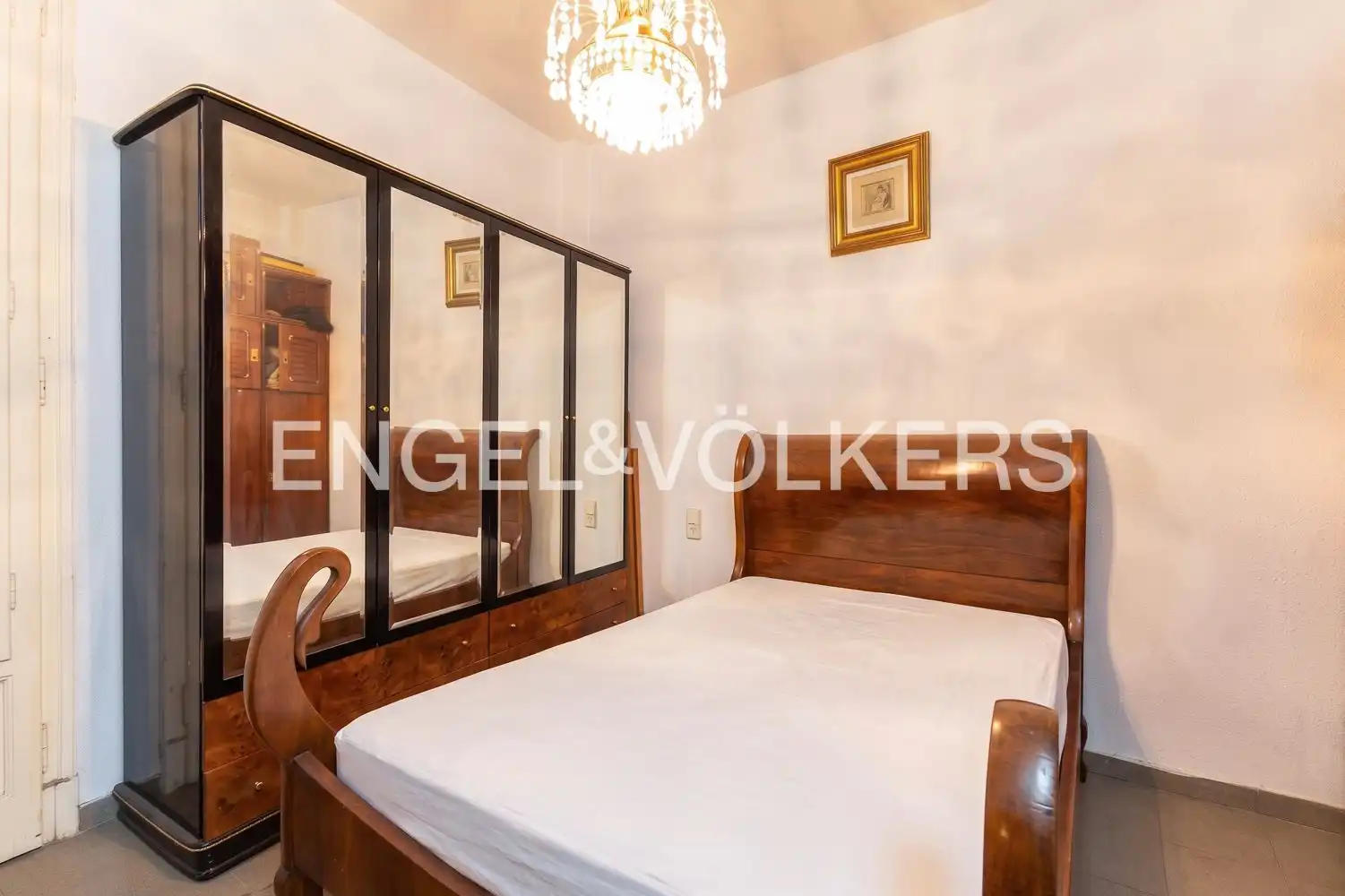 Habitación de Piso en venta en Valencia con Calefacción