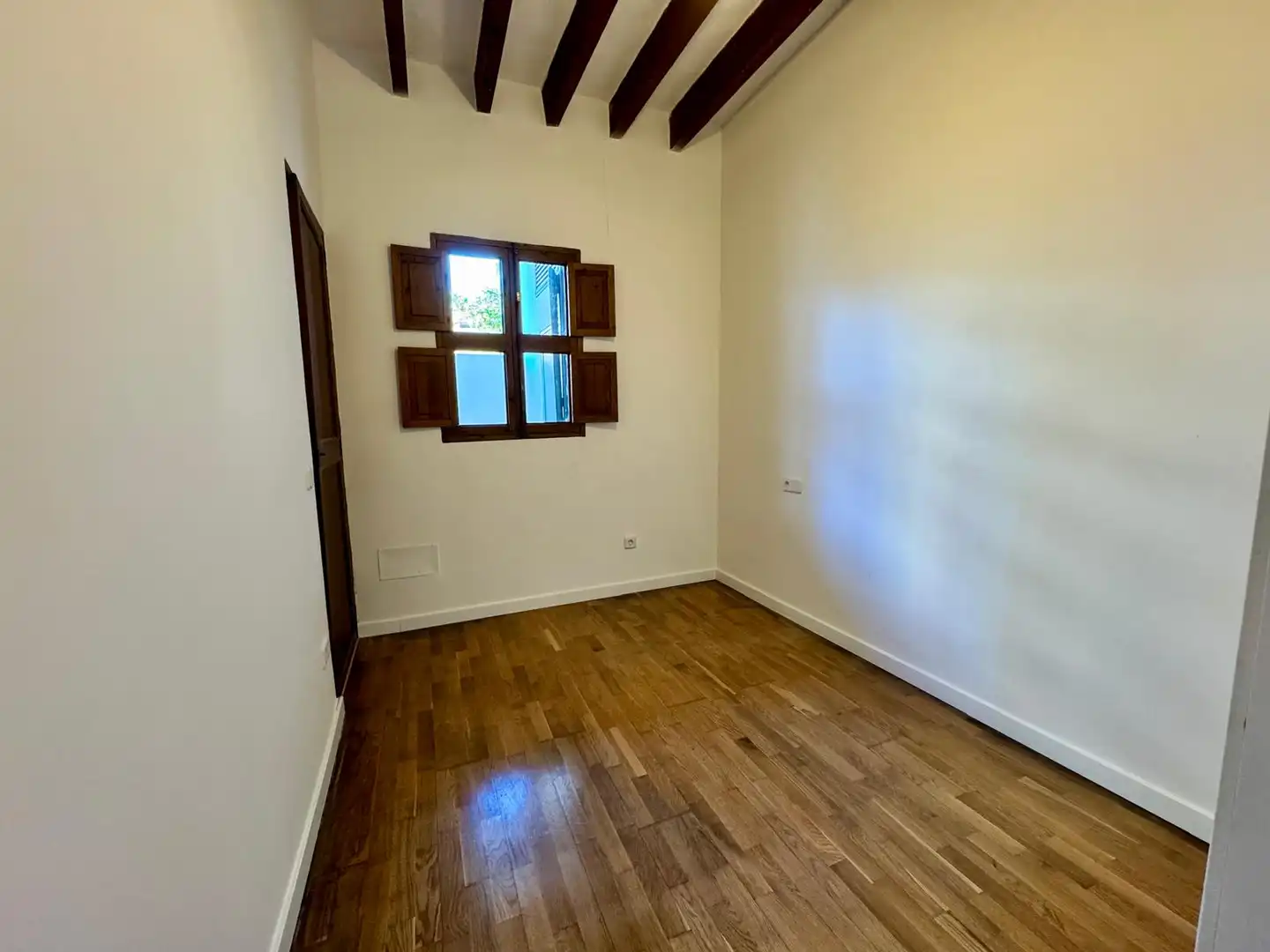 Dormitori de Planta baixa de lloguer en Ponent