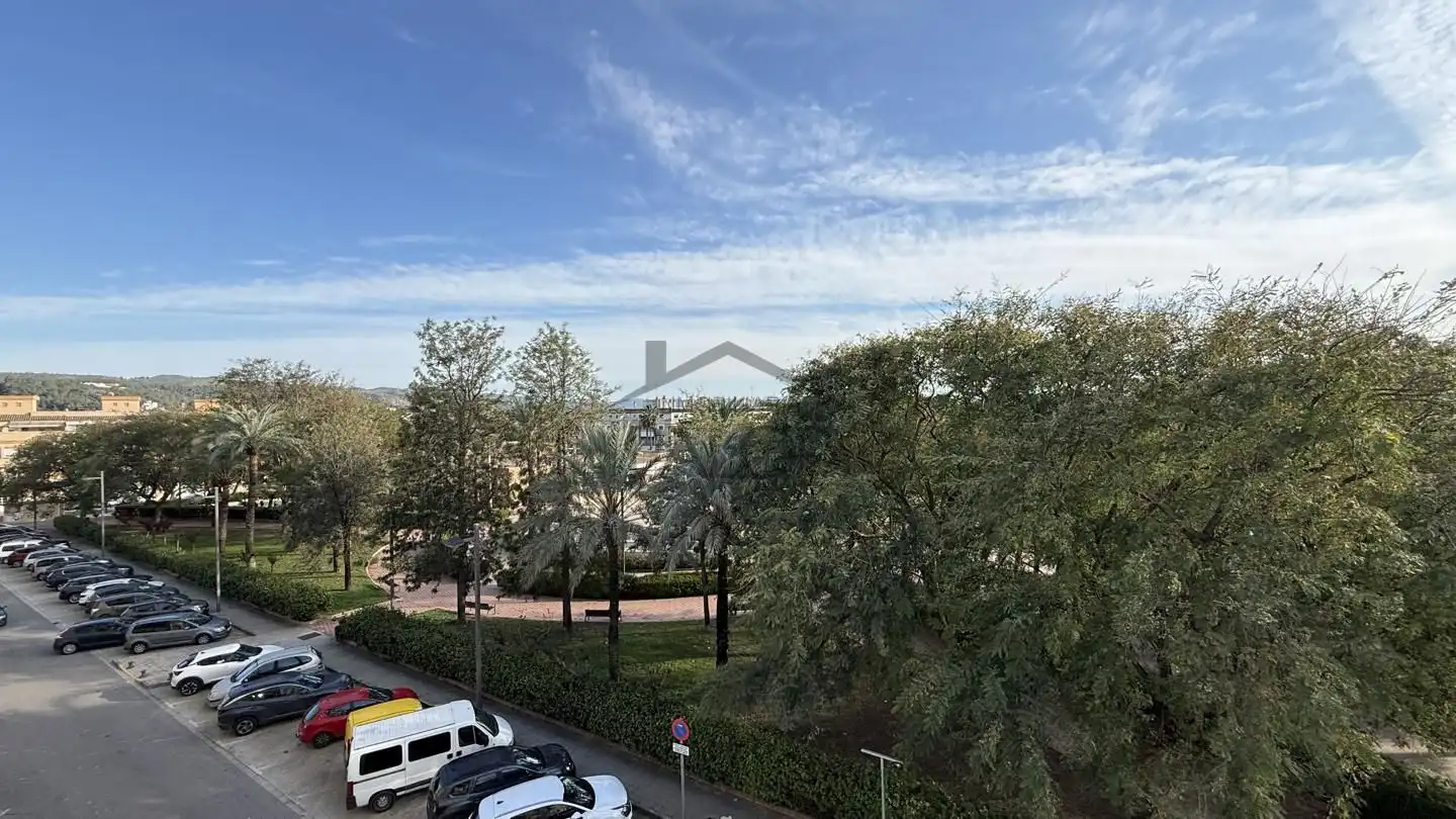 Vista exterior de Piso en venta en Carcaixent con Aire acondicionado, Terraza y Alarma