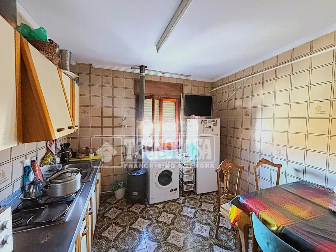 Cuina de Pis en venda en Honrubia amb Terrassa i Balcó