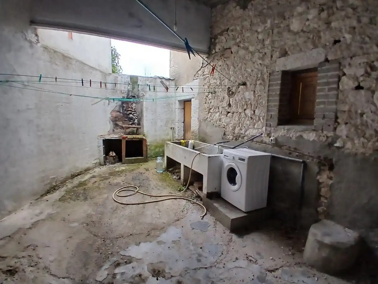 Casa o xalet en venda en Olombrada amb Traster i Moblat