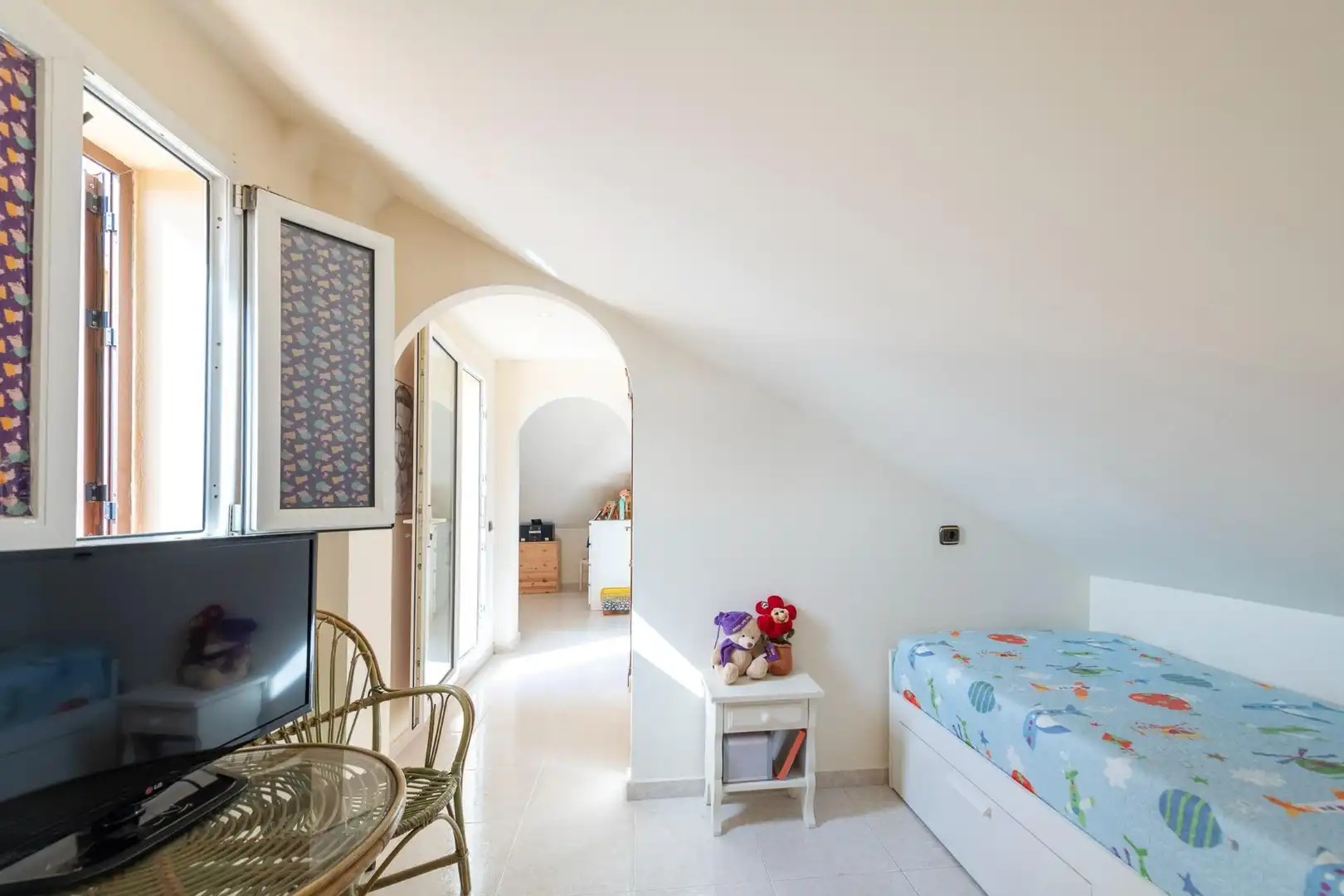 Dormitori de Casa o xalet en venda en Rincón de la Victoria amb Aire condicionat, Jardí privat i Terrassa