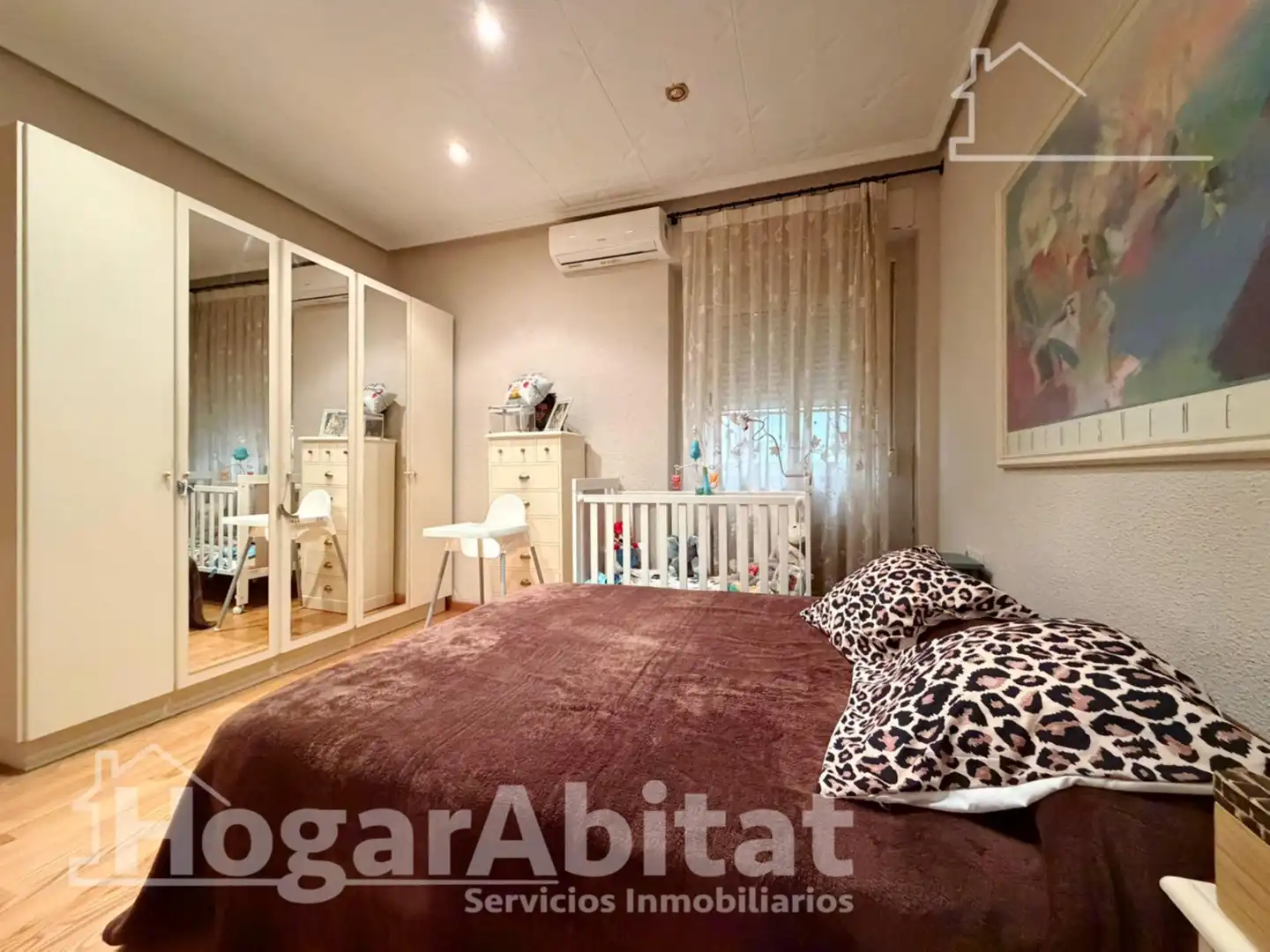 Habitación de Casa o chalet en venta en Paterna con Aire acondicionado, Calefacción y Terraza