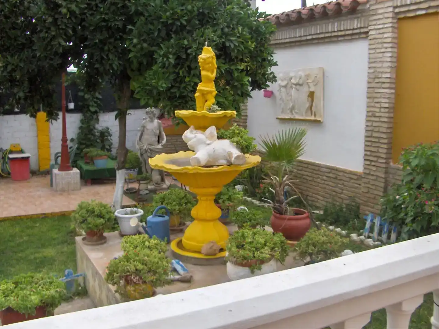 Jardí de Pis de lloguer en Gines amb Aire condicionat, Jardí privat i Piscina