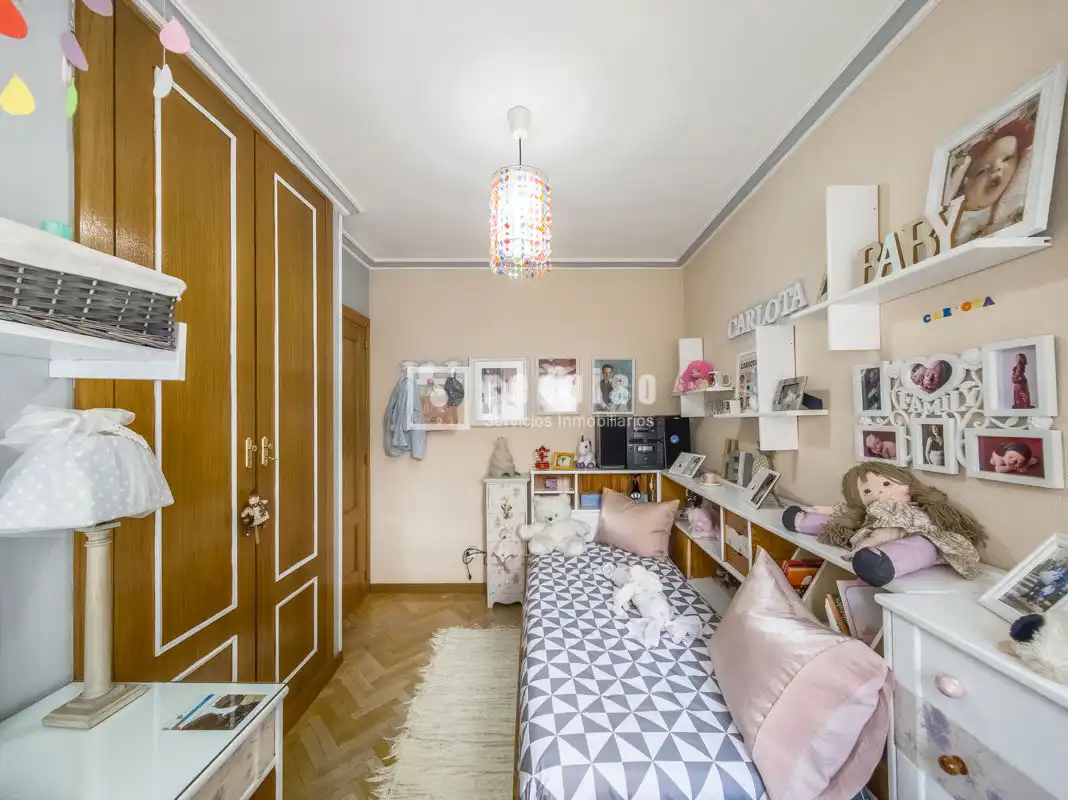 Habitación de Casa o chalet en venta en Alcorcón con Aire acondicionado, Calefacción y Jardín privado