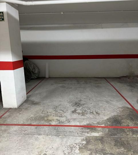 Foto 2 de Garatge en venda a Calle Alfons X el Savi, 71, Los Secanos, Alicante