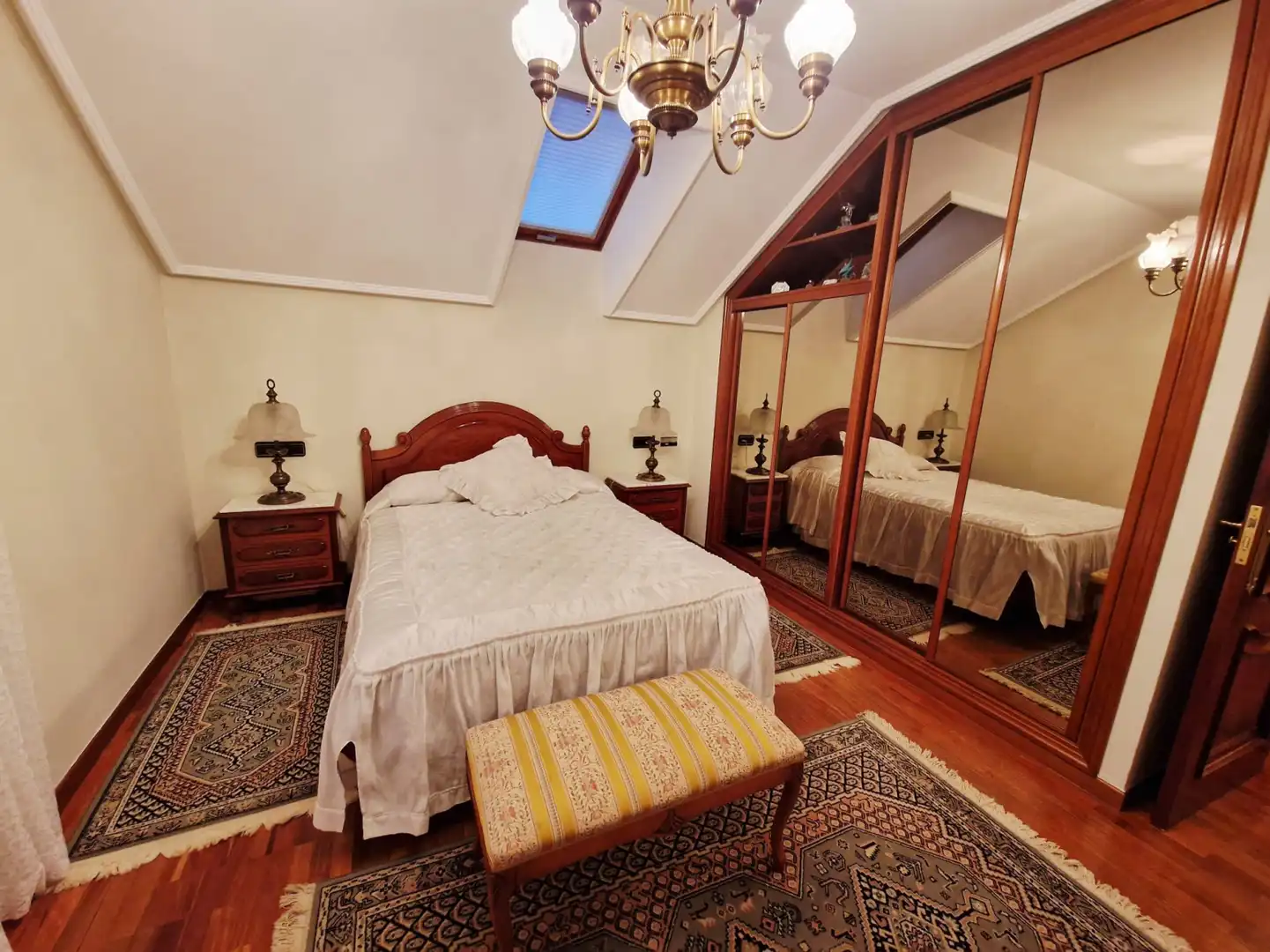 Habitación de Casa o chalet en venta en Castrillón con Calefacción, Terraza y Trastero