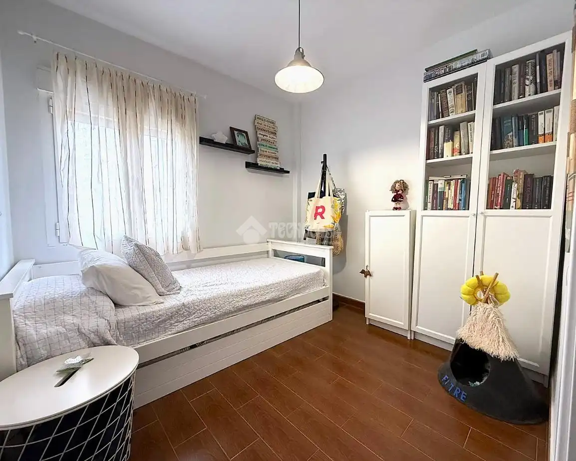 Habitación de Piso en venta en Móstoles con Aire acondicionado, Jardín privado y Terraza