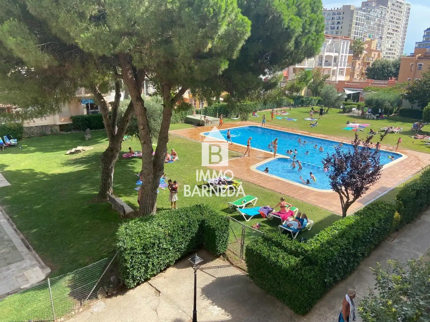 Jardín de Piso en venta en Empuriabrava con Aire acondicionado, Calefacción y Terraza