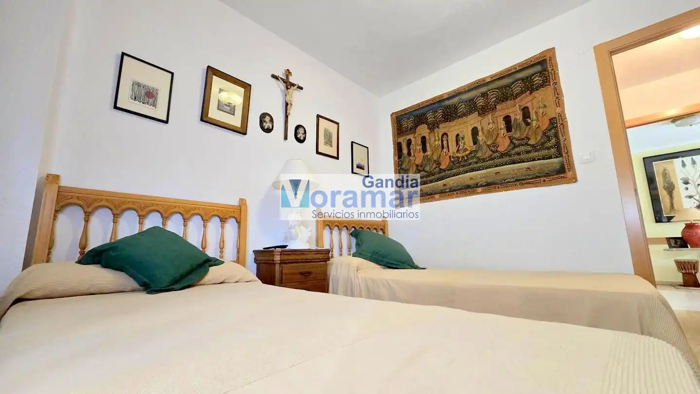 Schlafzimmer von Wohnungen zum Verkauf in Gandia mit Klimaanlage, Terrasse und Möbliert