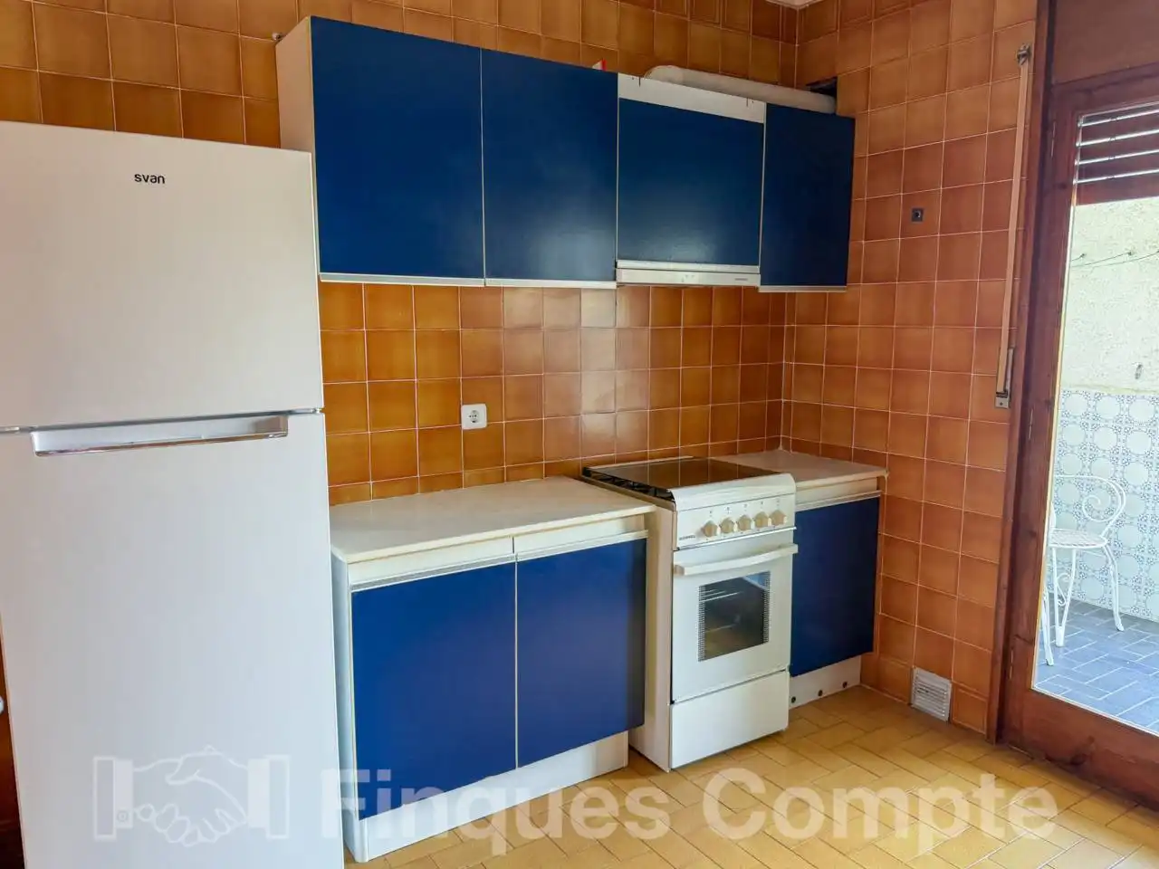 Cocina de Apartamento en venta en Roda de Berà con Calefacción, Terraza y Trastero