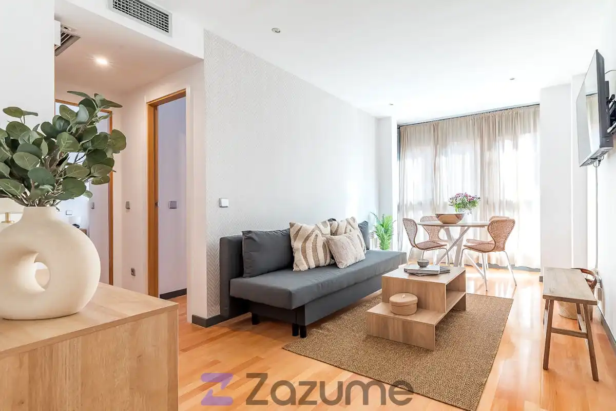 Flat for rent in C. del Divino Redentor, Valdeacederas