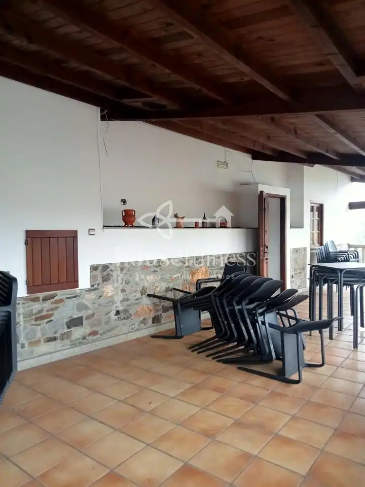 Casa o chalet en venta en Narón con Calefacción, Jardín privado y Terraza
