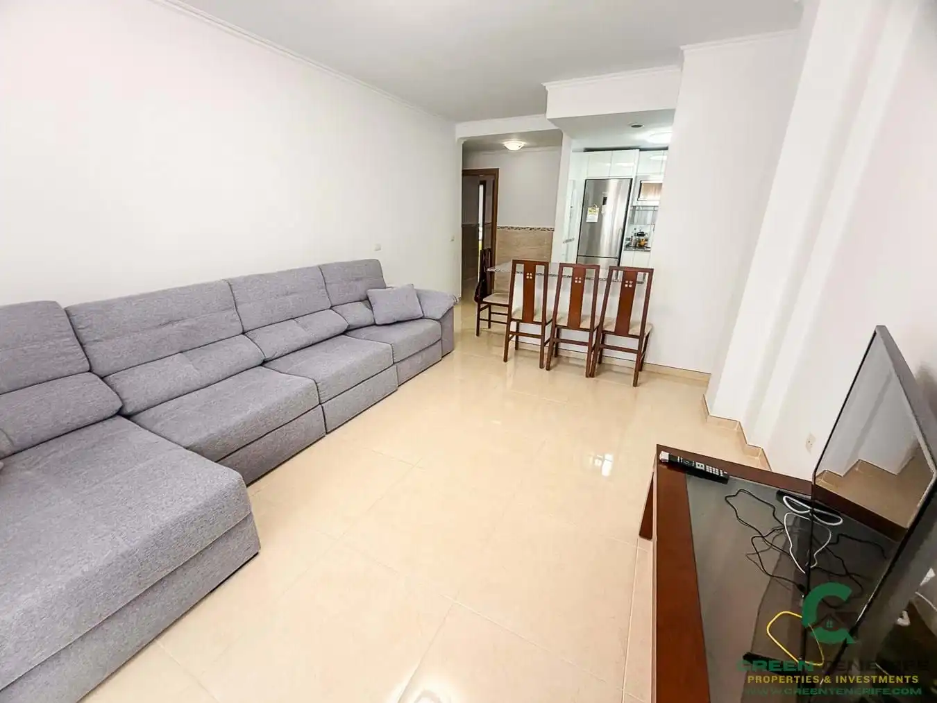 Sala de estar de Piso en venta en Arona con Terraza, Amueblado y Balcón