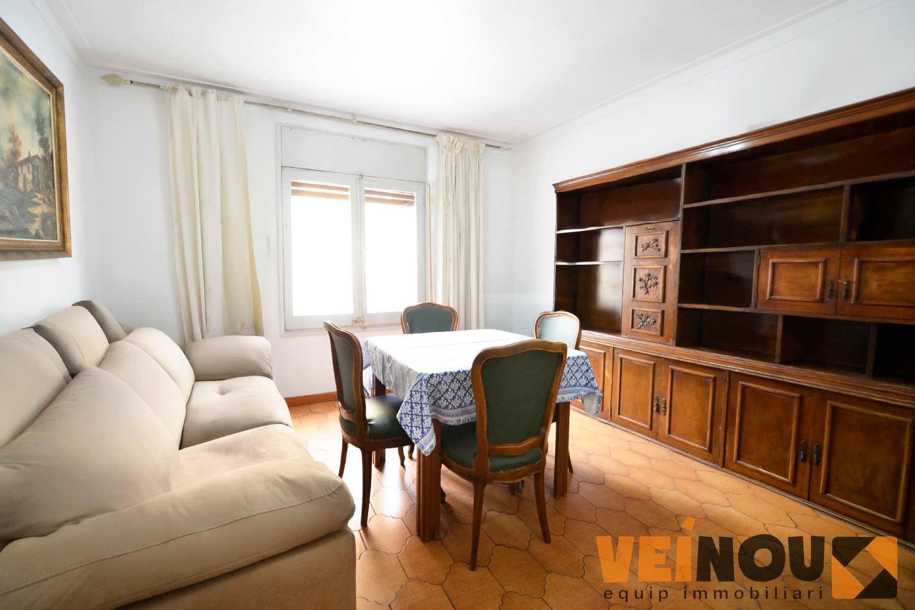 Living room of Flat for sale in  Barcelona Capital  with Heating