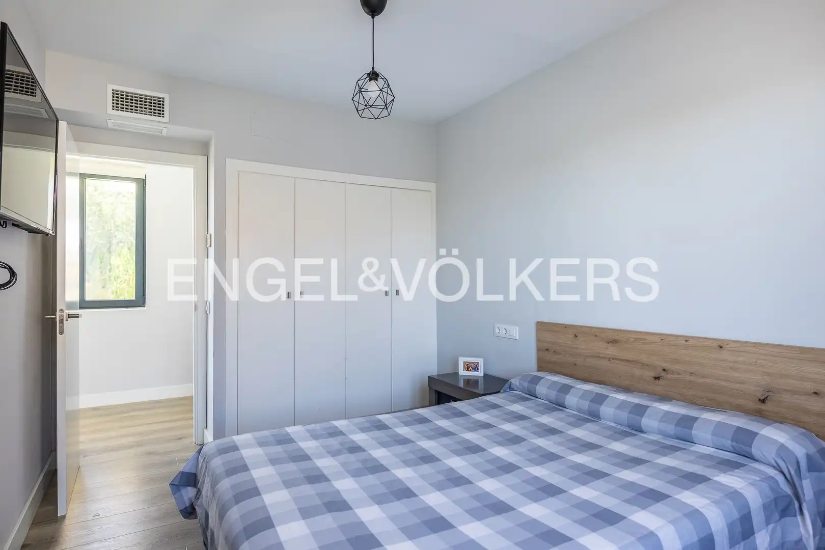 Habitación de Casa o chalet en venta en Dos Hermanas con Aire acondicionado, Calefacción y Jardín privado
