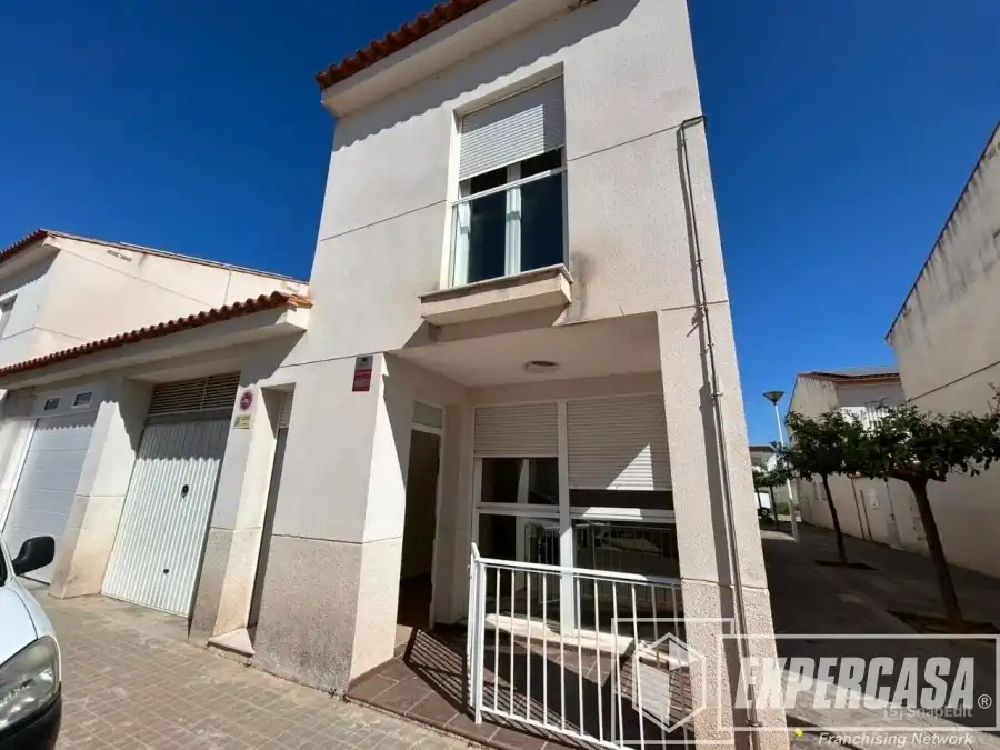 Vista exterior de Casa adosada en venta en Marines con Terraza