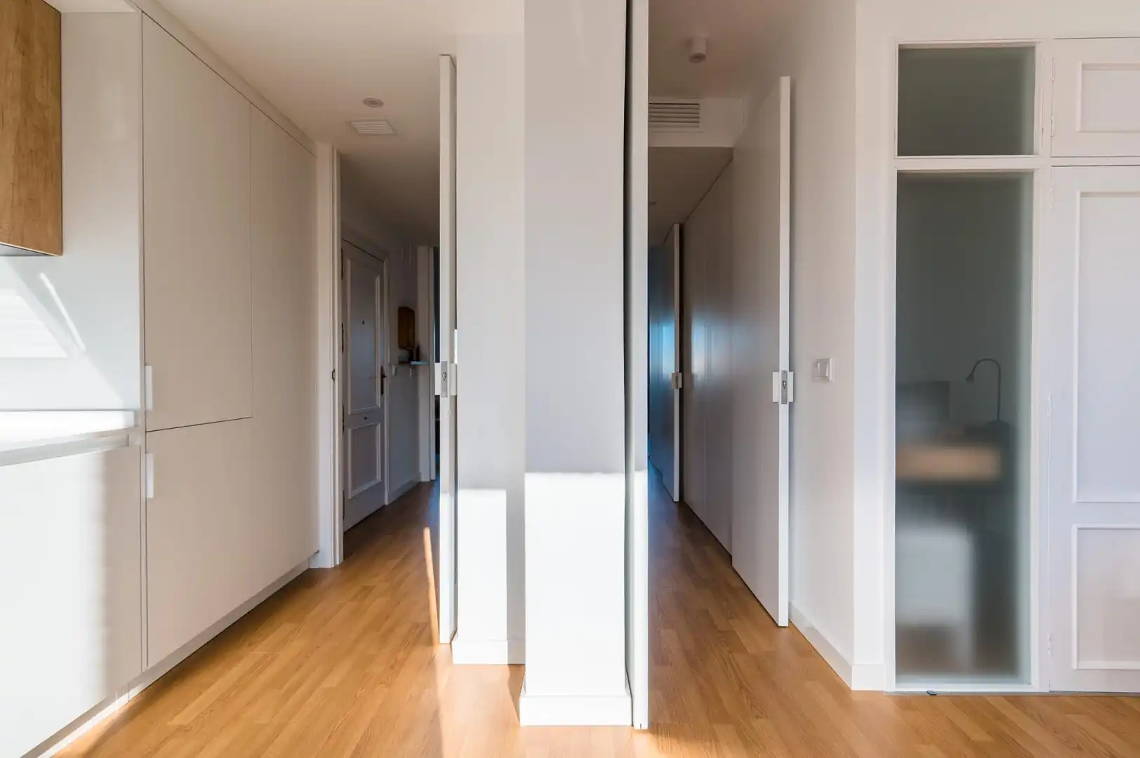 Flat for rent in Sevilla  with Air Conditioner and Furnished
