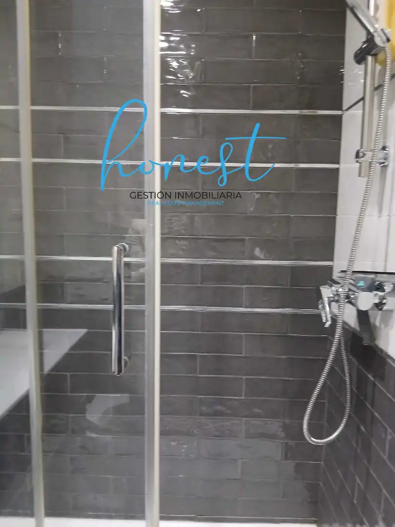 Bathroom of Flat for sale in Torremolinos  with Furnished