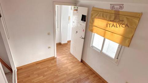 Foto 4 de Piso de alquiler en  Imaginero Castillo Lastrucci, Sevilla, San Vicente,  Sevilla Capital