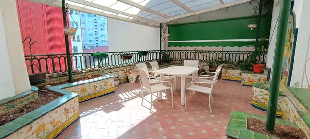 Piso en Alquiler en Plaza GUZMAN EL BUENO en Centro Ciudad