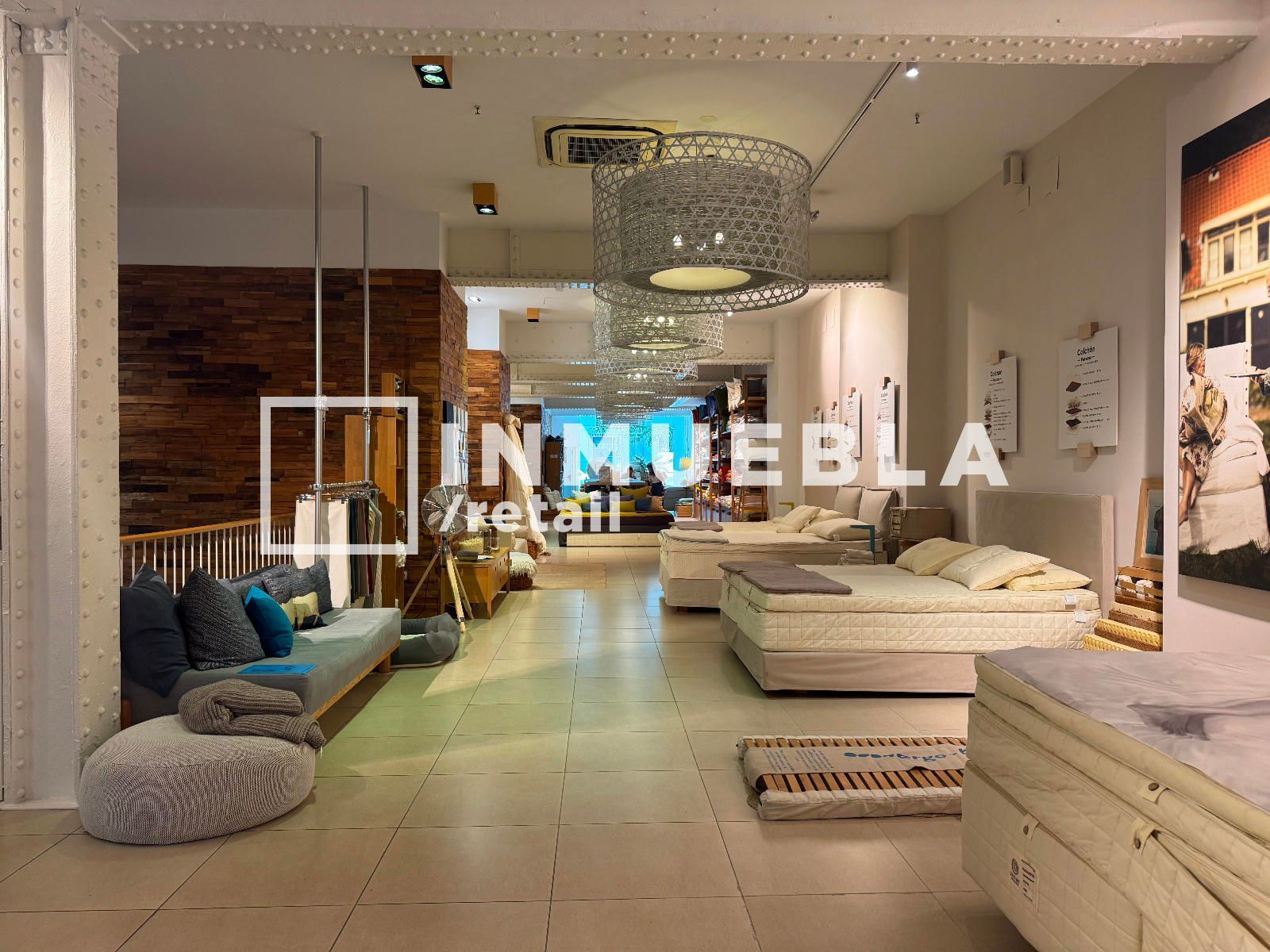 Premises for sale in  Barcelona Capital  with Internet