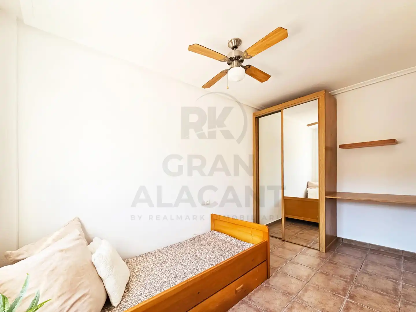 Dormitori de Casa o xalet en venda en Santa Pola amb Calefacció, Terrassa i Traster