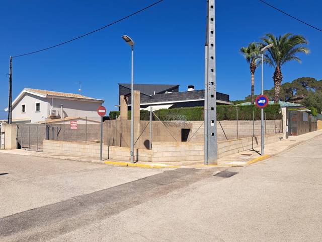 Terreno residencial en Venta en Benicull de Xúquer