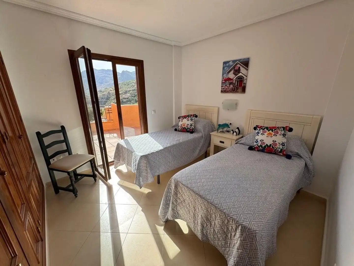 Schlafzimmer von Einfamilien-Reihenhaus zum Verkauf in Turre mit Klimaanlage, Heizung und Terrasse