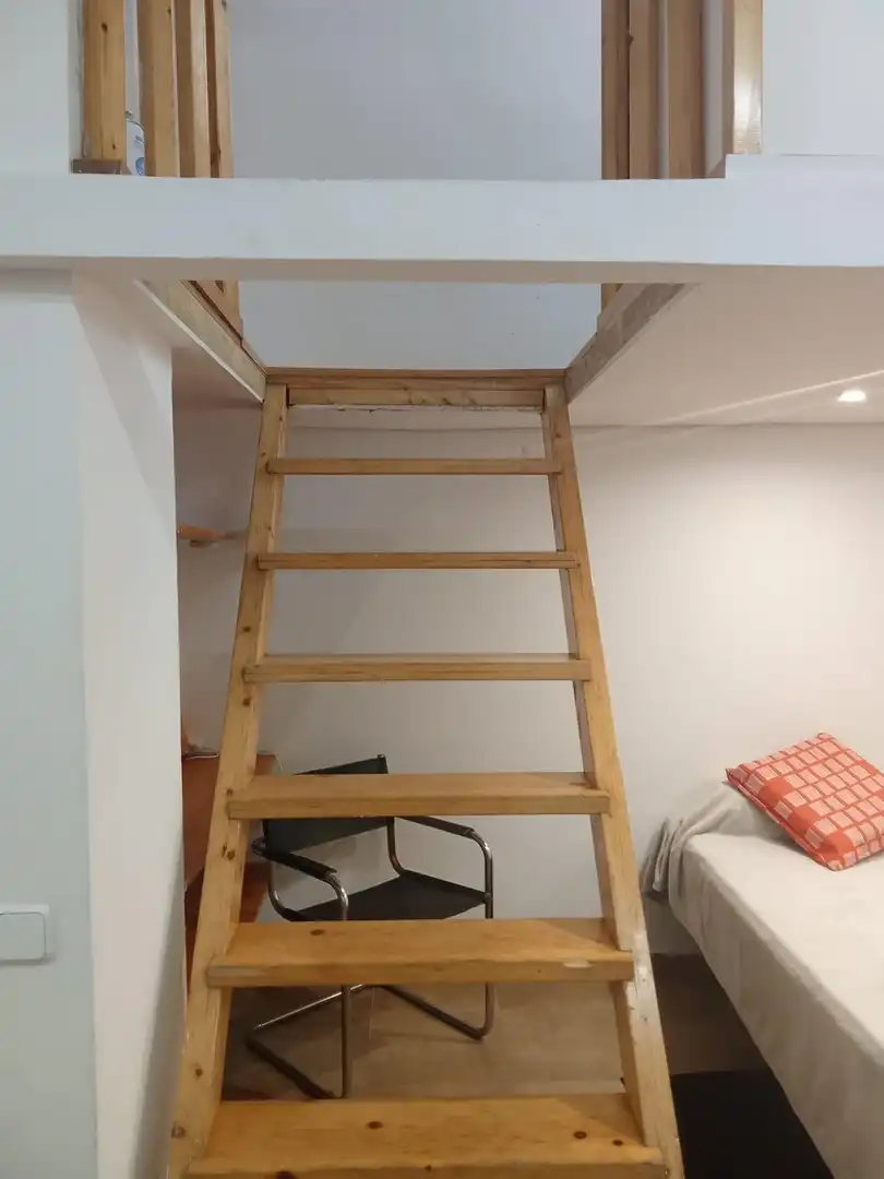 Study for sale in Barri de les Corts