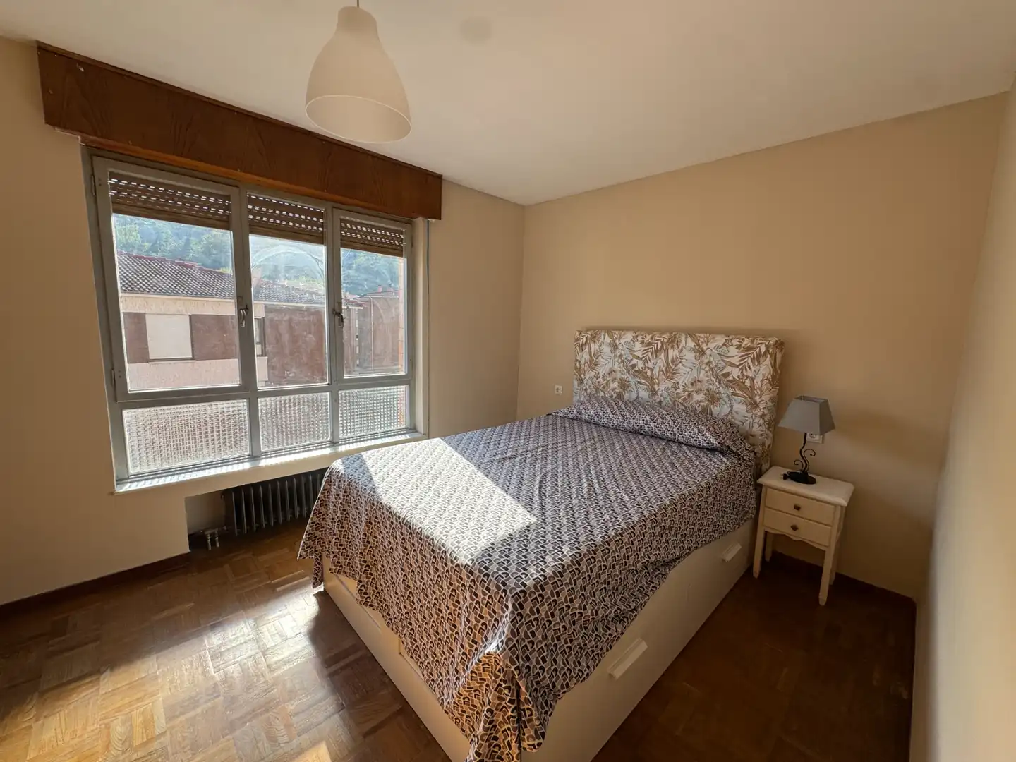 Bedroom of Flat for sale in Lena  with Heating, Terrace and Oven