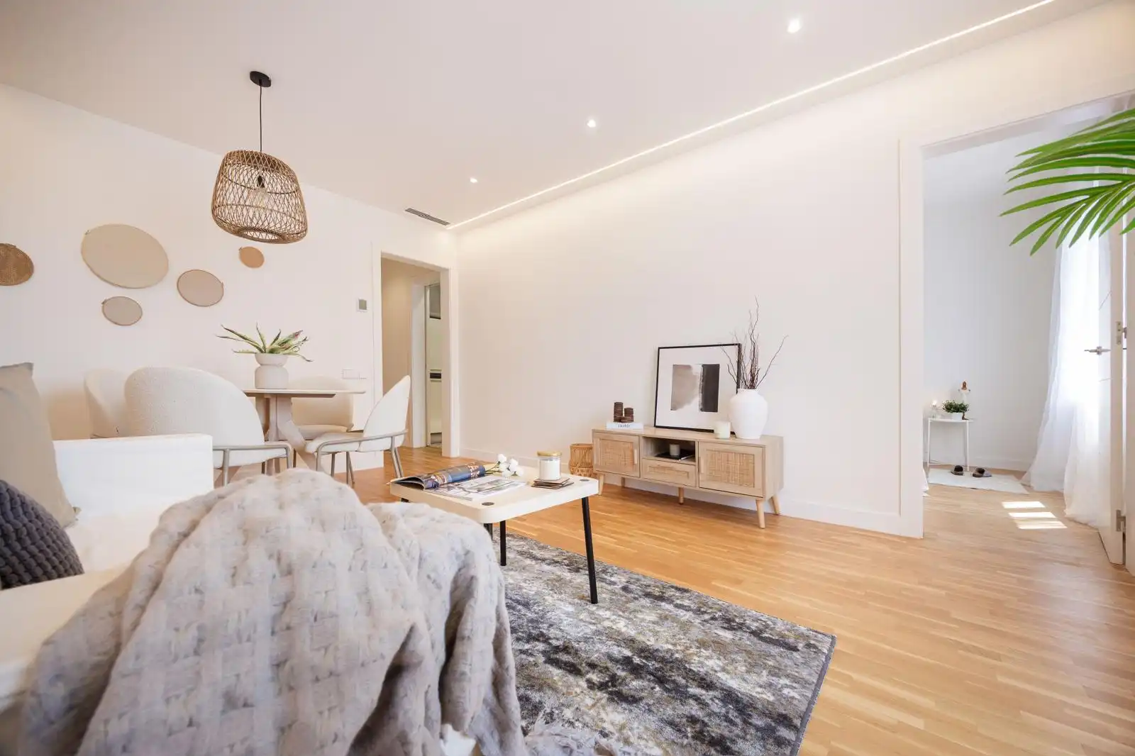 Sala d'estar de Pis en venda en Barcelona amb Aire condicionat, Calefacció i Parquet