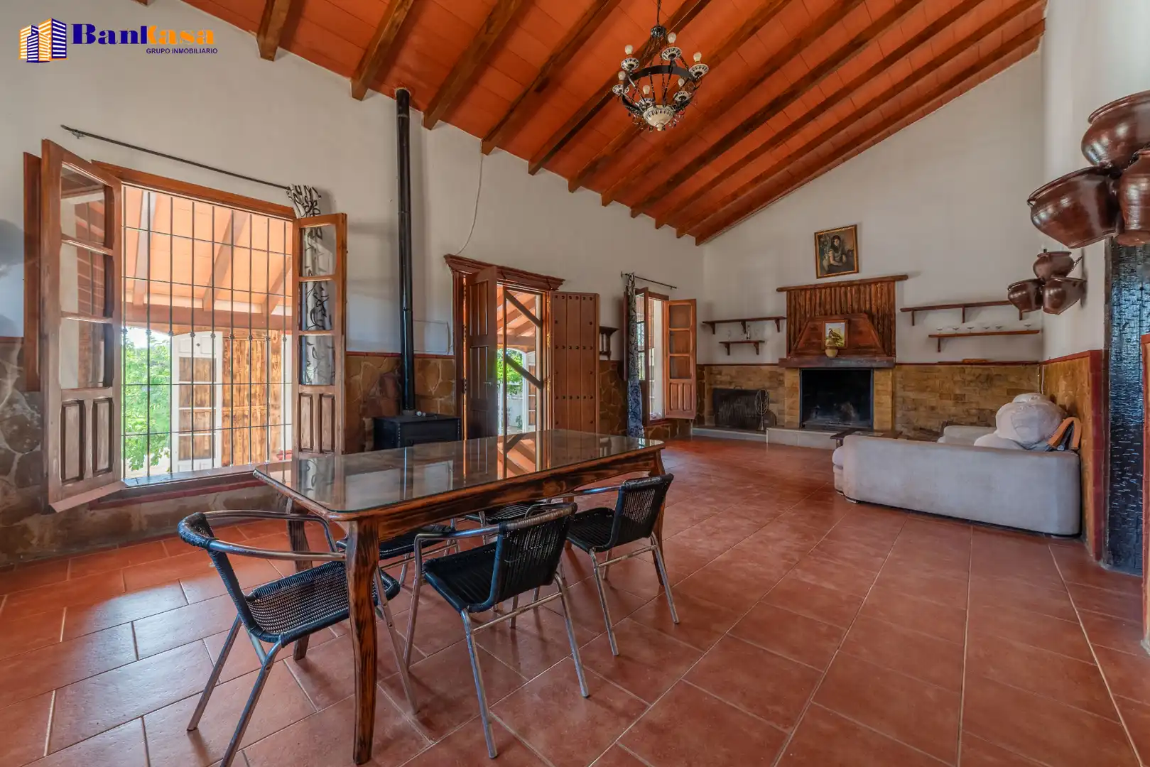 Comedor de Finca rústica en venta en Antequera con Jardín privado, Piscina y Amueblado