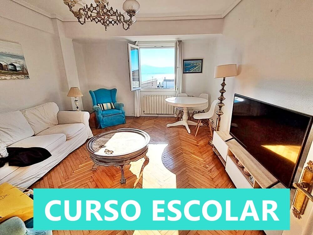 Sala d'estar de Pis de lloguer en Santander amb Calefacció, Moblat i Forn