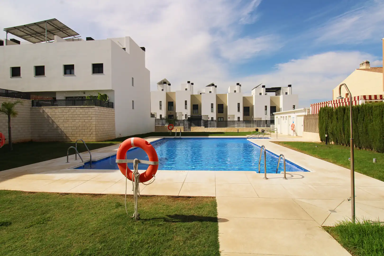 Adossat amb piscina de lloguer a Capellanía - Retamar